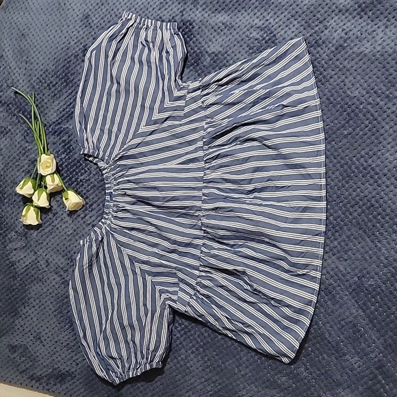 NWOT OLD NAVY BLOUSE - Picture 5 of 10